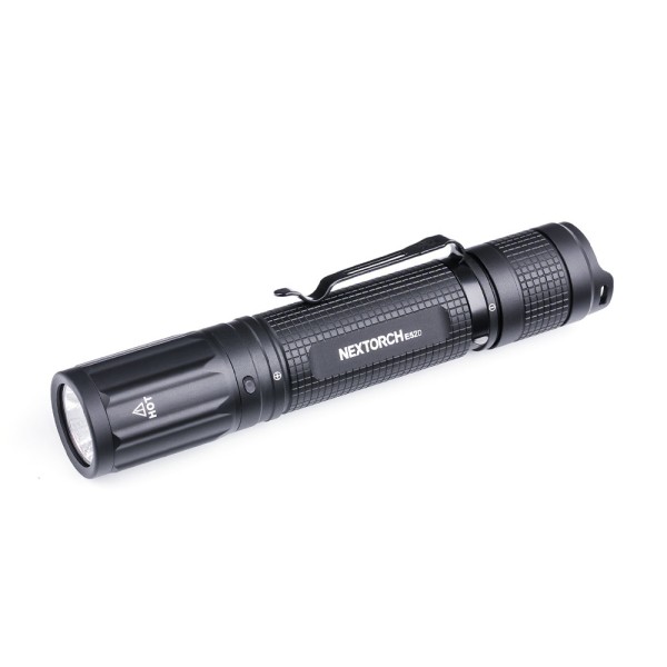 NexTorch E52D Outdoor LED-Taschenlampe mit 3700 Lumen und 21700 Akku